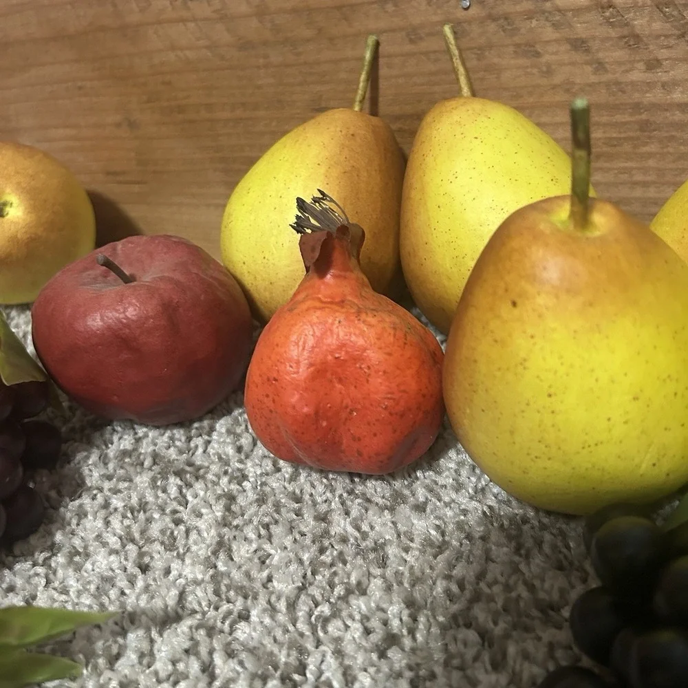 Faux Fake Fruit Realistic Plastic Rubber‎ Decorative Mix Lot 12 Pears Grapes